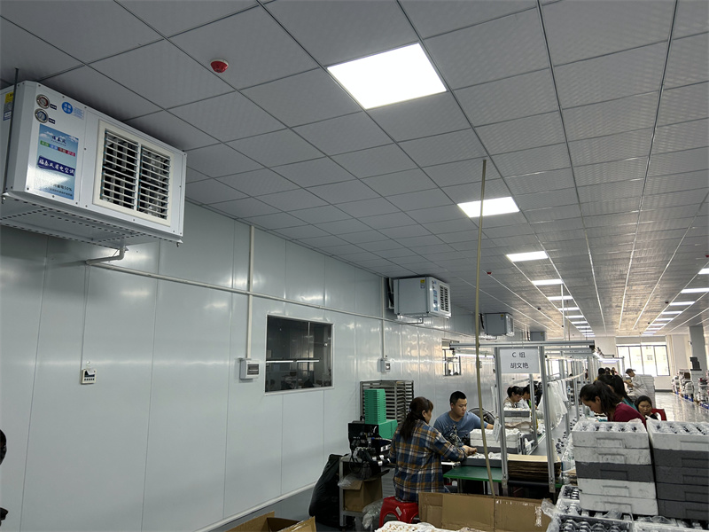 服裝廠高溫難題終結！工業(yè)省電空調打造清涼生產環(huán)境