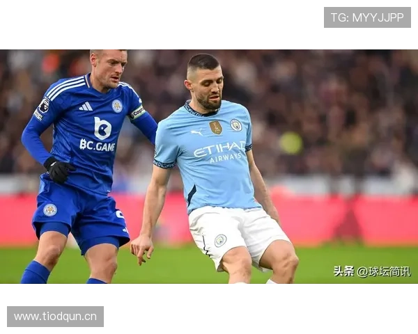 哈兰德对阵顶级中卫表现解析：对抗能力是否足够顶级