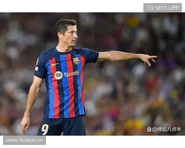 莱万多夫斯基欧冠高强度比赛中的进球效率解析 莱万多夫斯基欧冠高强度比赛中的进球效率解析