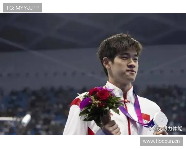 看潘展乐的日常就知道我和他活在两个世界，钱包那件事别提了